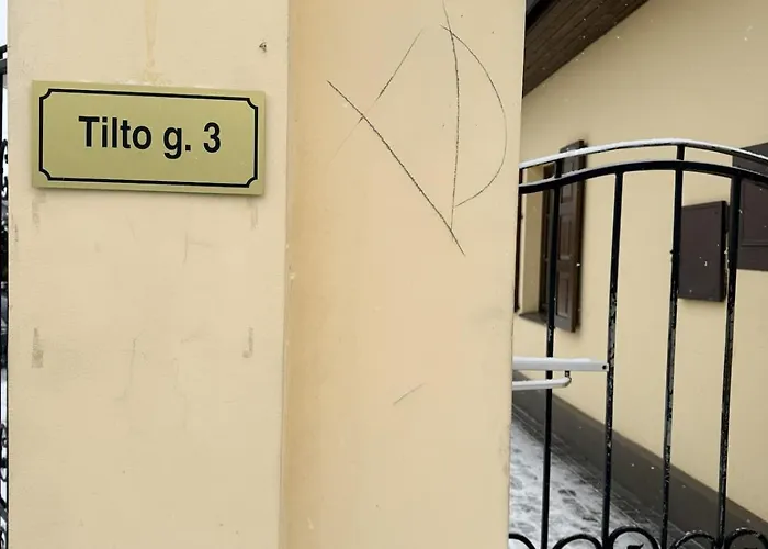 Cosy Quiet In The Center